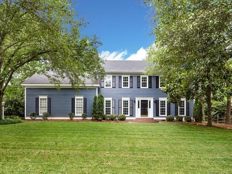 2350 Winterbrooke Dr, Matthews, NC 28105