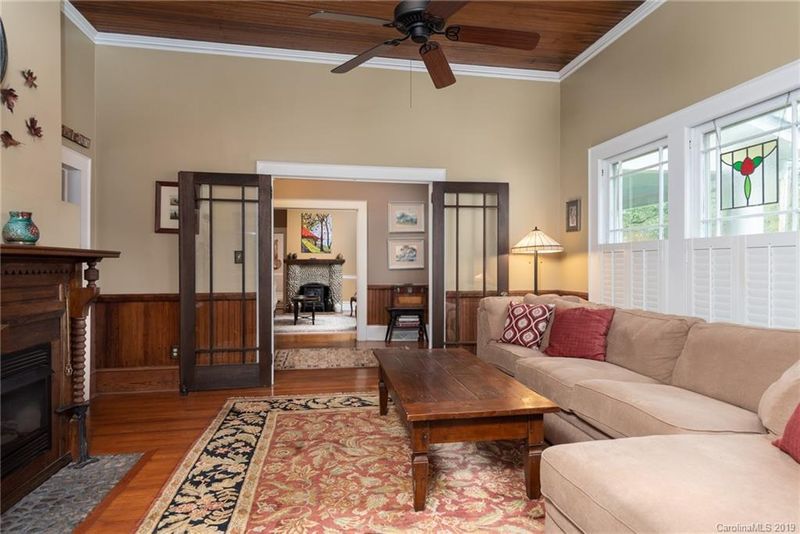 910 S Aspen St, Lincolnton, NC 28092