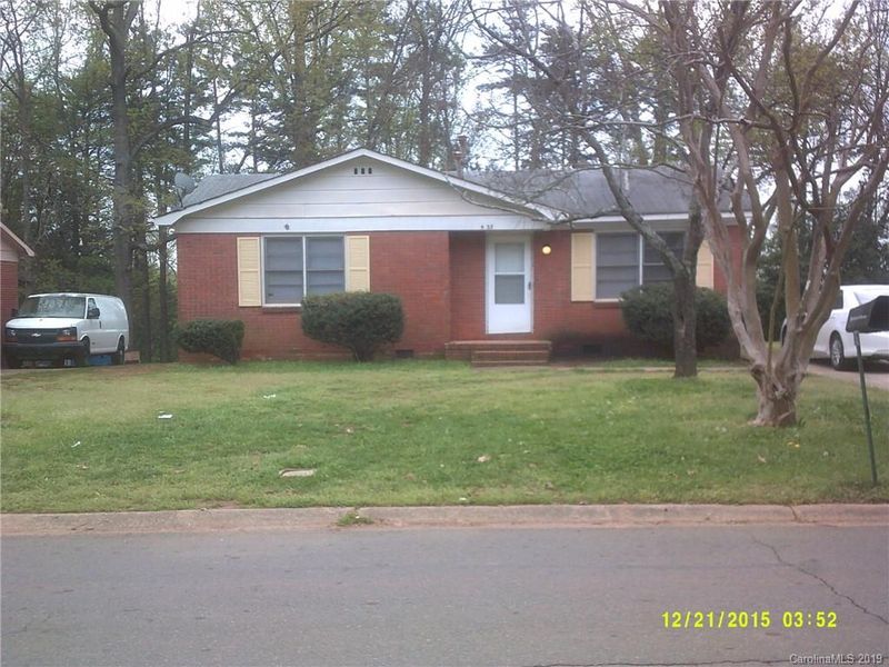 435 Echodale Dr, Charlotte, NC 28217