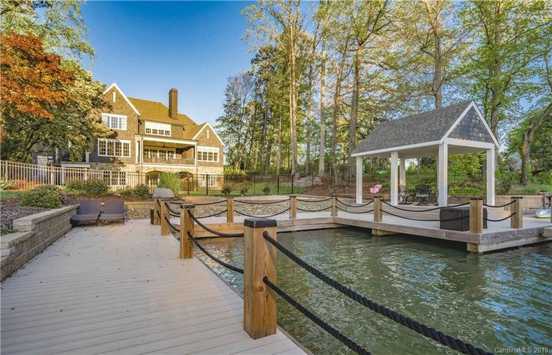 7616 Waterview Dr, Cornelius, NC 28031
