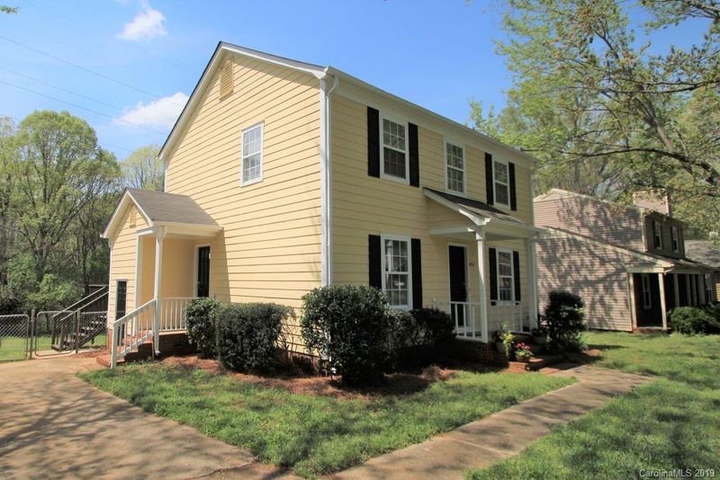 9724 Buckskin Ln, Mint Hill, NC 28227