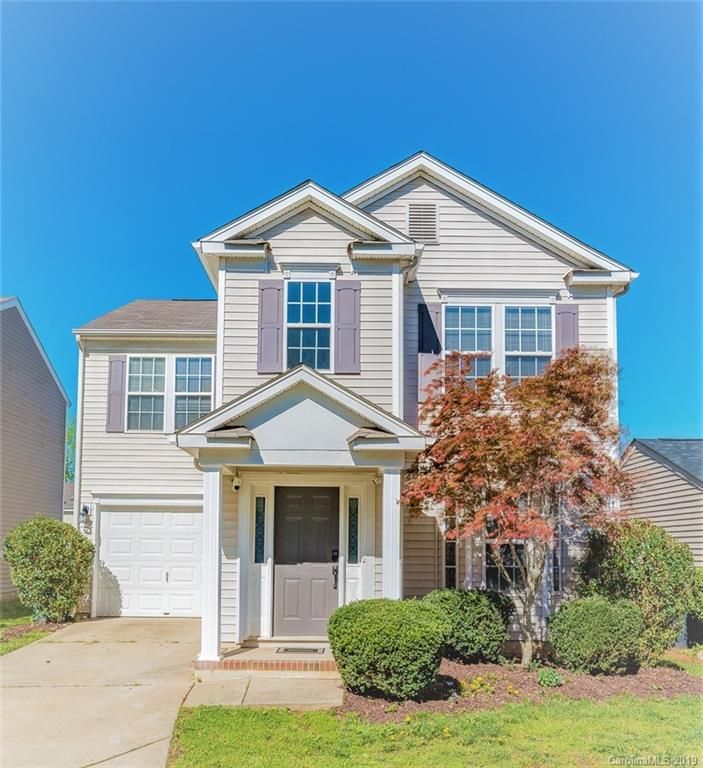 7715 Brisbane Ct, Charlotte, NC 28215