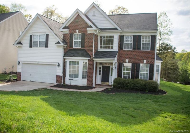 748 Pinkney Pl, Stanley, NC 28164