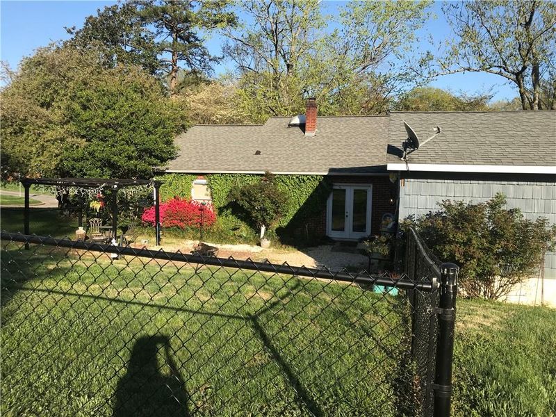1401 4th St NW #1401, Hickory, NC 28601