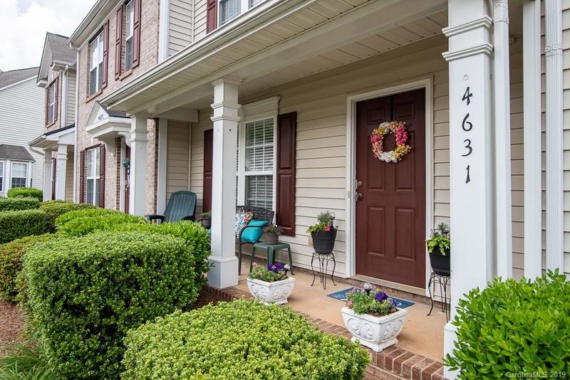4631 Forestridge Commons Dr, Charlotte, NC 28269