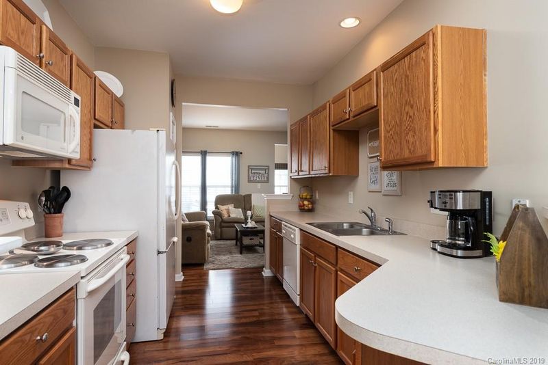 4631 Forestridge Commons Dr, Charlotte, NC 28269