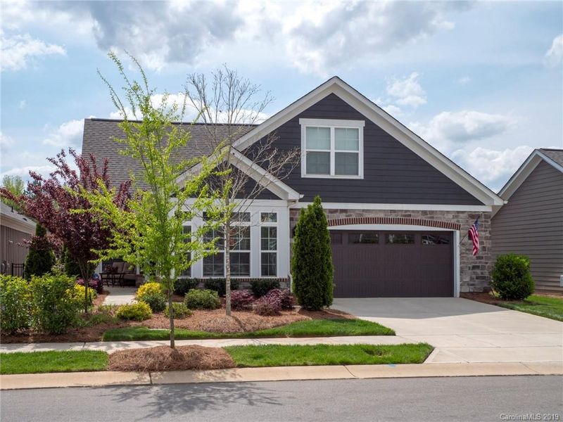 17017 Courtside Landing Dr, Cornelius, NC 28031