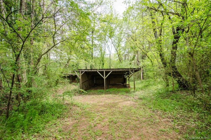 1746 Smith Farm Rd, Lincolnton, NC 28092