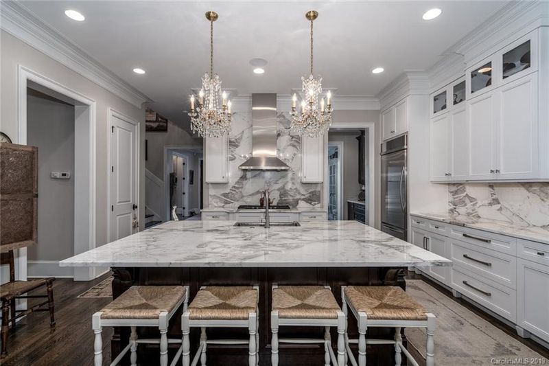 9514 Heydon Hall Cir, Charlotte, NC 28210