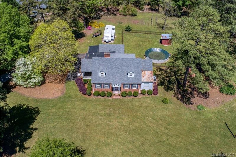 403 Marion St, Clover, SC 29710
