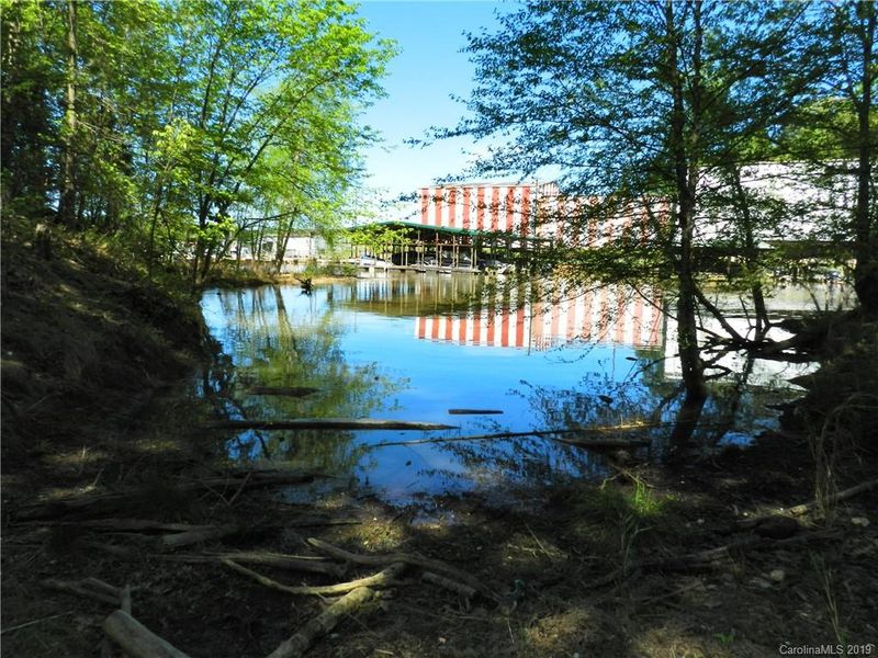 14500 Rainbarrel Rd, Charlotte, NC 28278