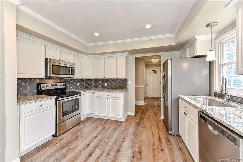 1044 Kendrick Rd, Clover, SC 29710