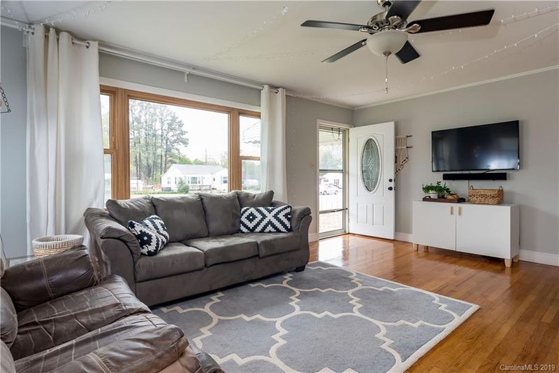 818 S Cherry Rd, Rock Hill, SC 29732