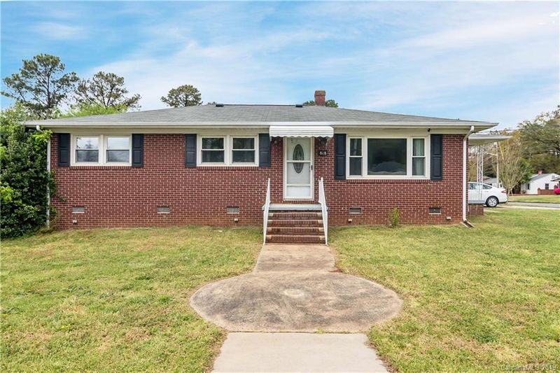 818 S Cherry Rd, Rock Hill, SC 29732