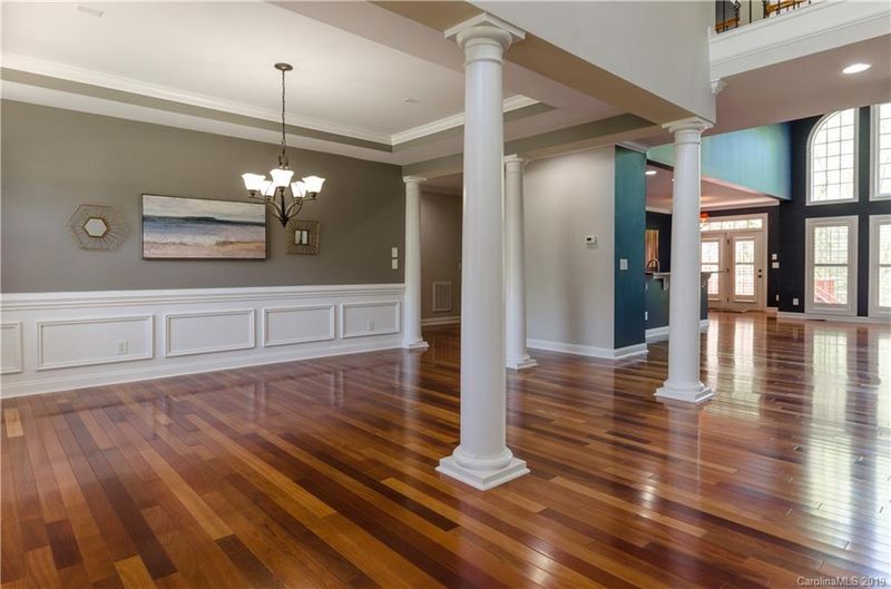 17023 Turtle Point Rd, Charlotte, NC 28278