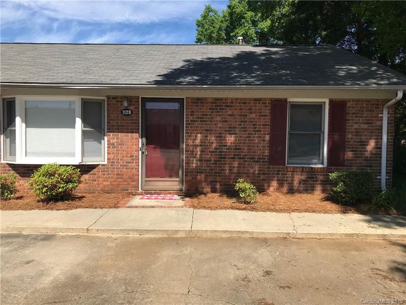 1128 Mckinnon Dr, Rock Hill, SC 29732