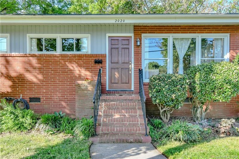 2020 Emerywood Dr, Charlotte, NC 28210