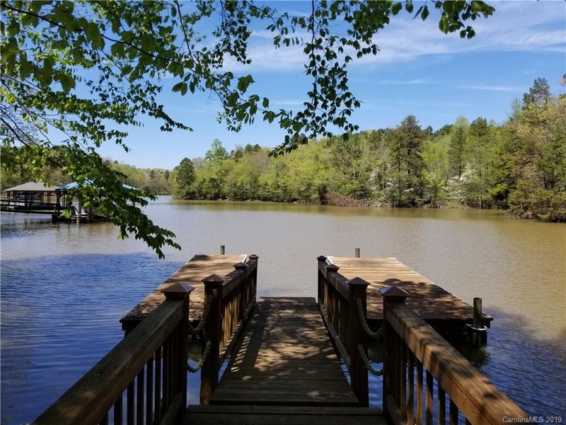 148 Maple View Dr, Troutman, NC 28166