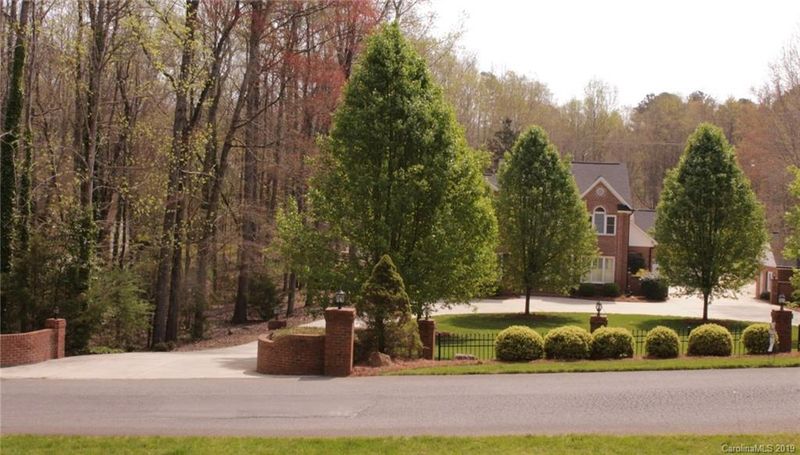 3608 Bounty Ct, Matthews, NC 28104