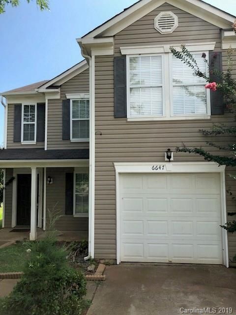 6647 Wicked Oak Ln, Charlotte, NC 28216