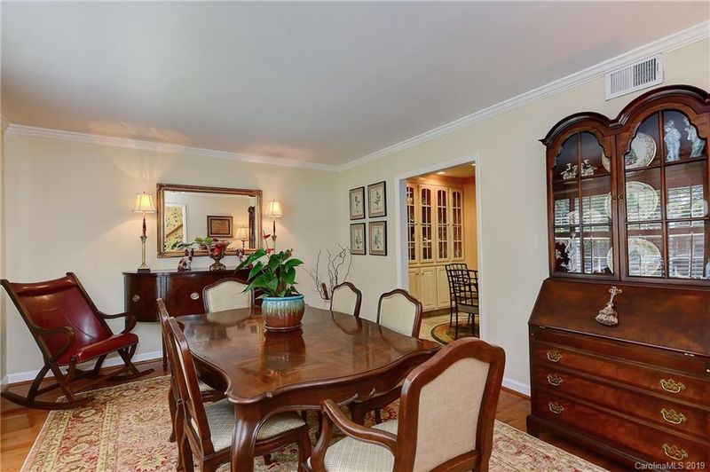 6710 Constitution Ln, Charlotte, NC 28210