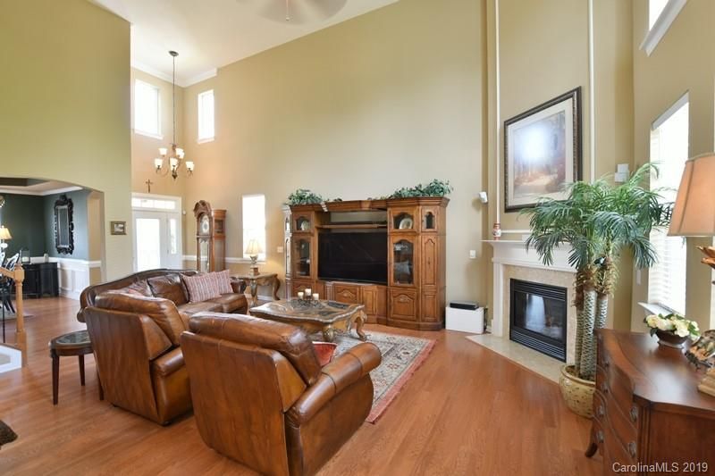 5115 Dragonfly Ln, Charlotte, NC 28277