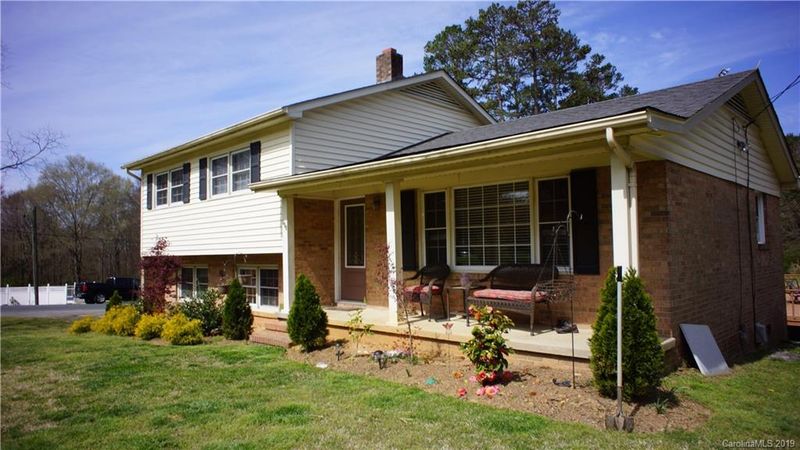 898 Hess Rd, Concord, NC 28025