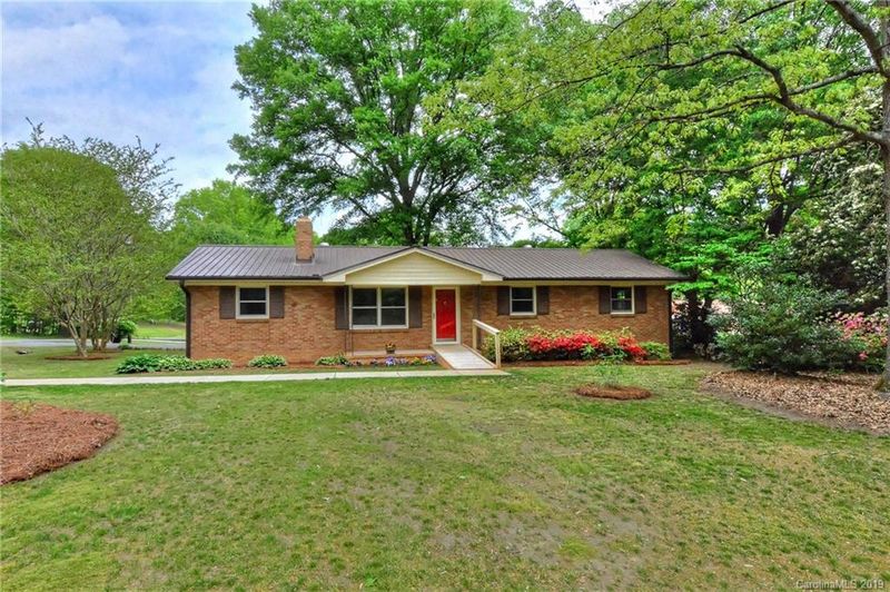 2110 Weddington Rd, Monroe, NC 28110