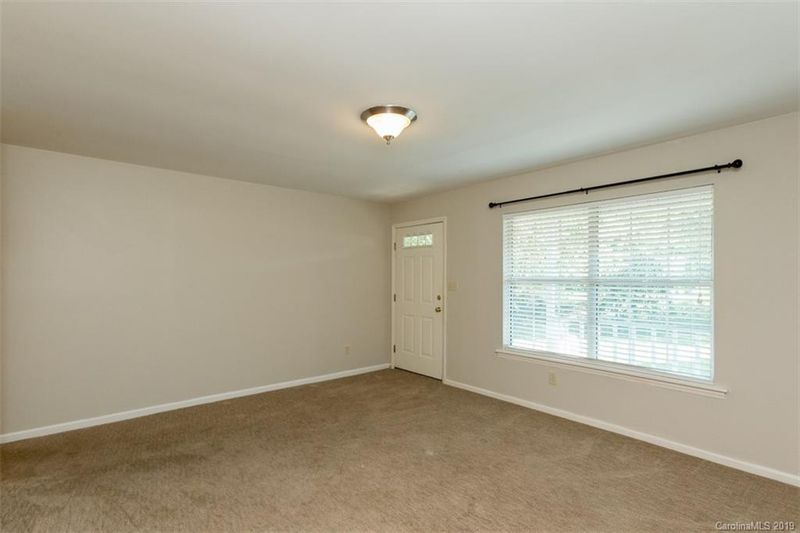 3651 Delling Downs Dr, Denver, NC 28037