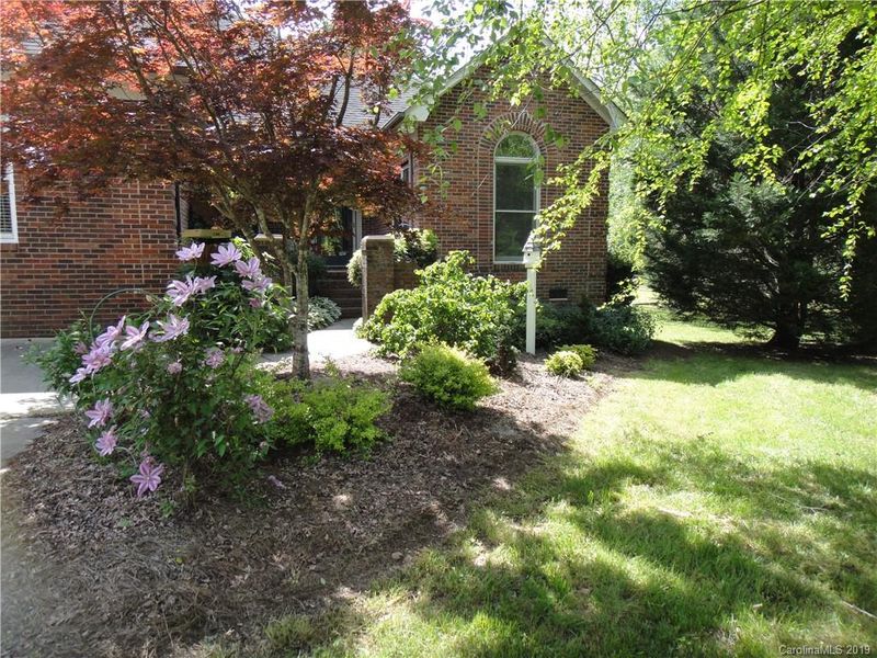 3710 Spring Dr, Midland, NC 28107