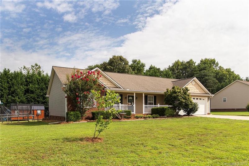 4731 Across Field Ct, Maiden, NC 28650