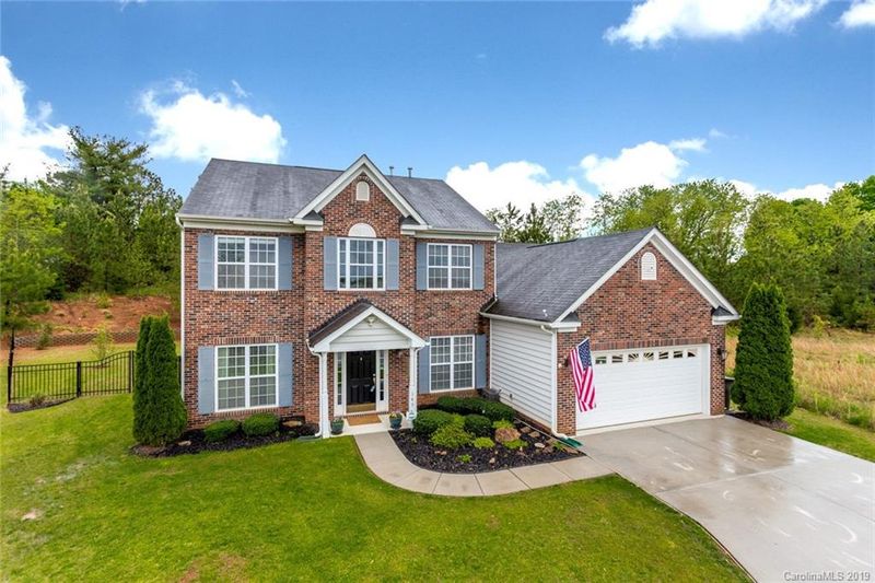 149 Fleming Dr, Statesville, NC 28677