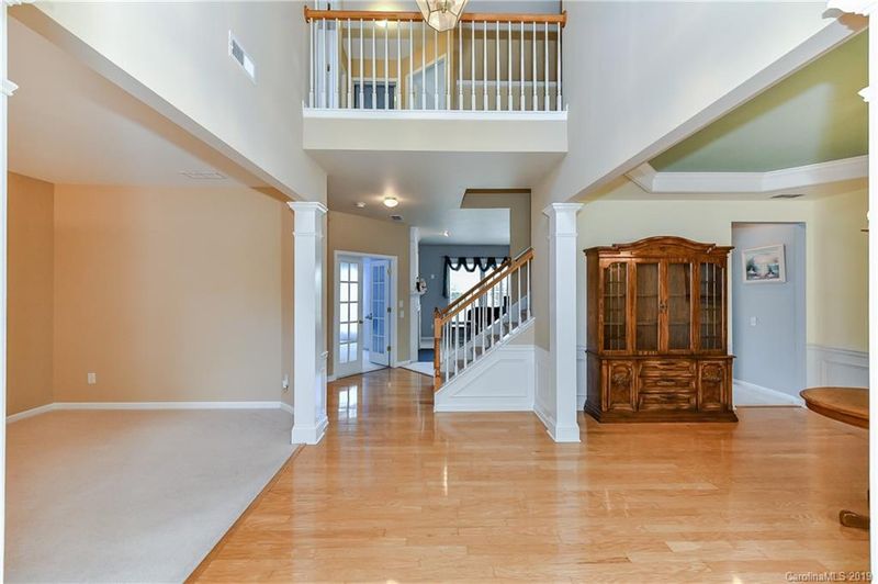 14214 Eldon Dr, Charlotte, NC 28277