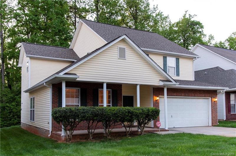 6901 Brachnell View Dr, Charlotte, NC 28269