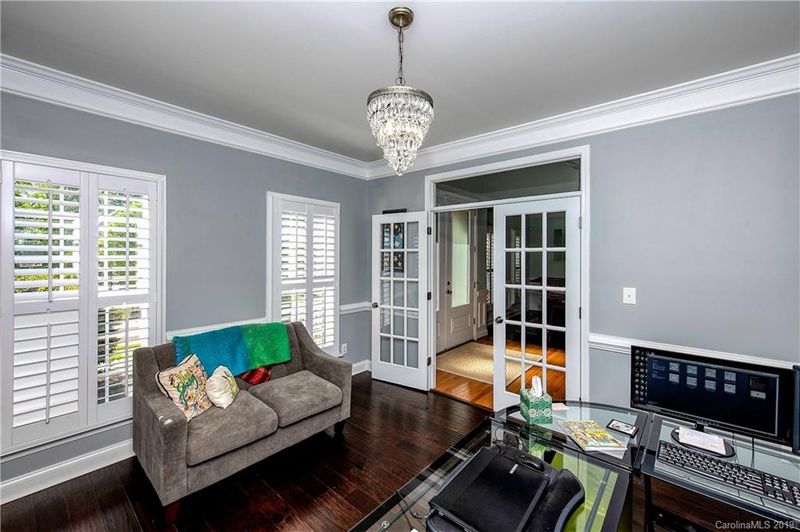 16918 Turtle Point Rd, Charlotte, NC 28278