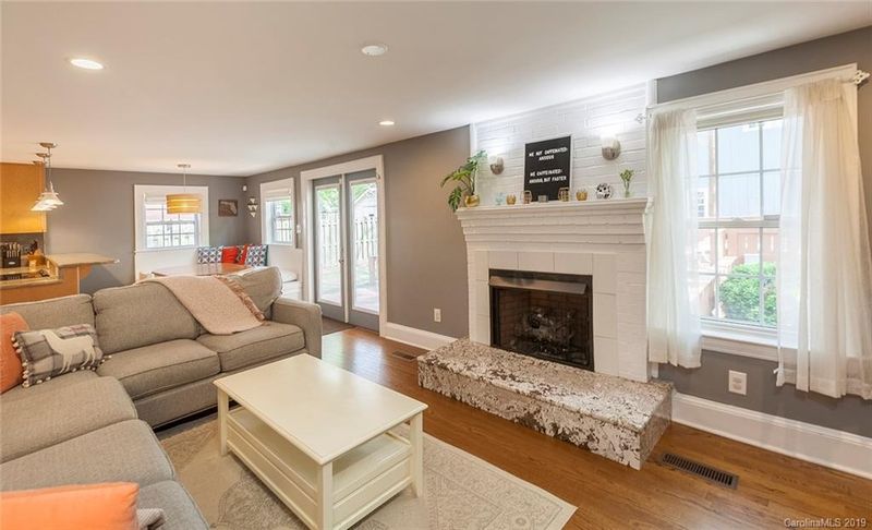 2337 Commonwealth Ave, Charlotte, NC 28205
