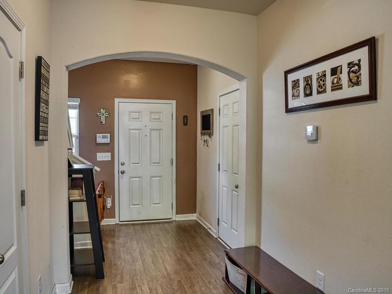 9207 Putnam Pl, Charlotte, NC 28214
