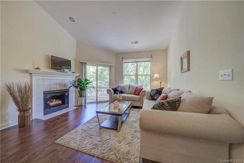 713 Northeast Dr #63, Davidson, NC 28036