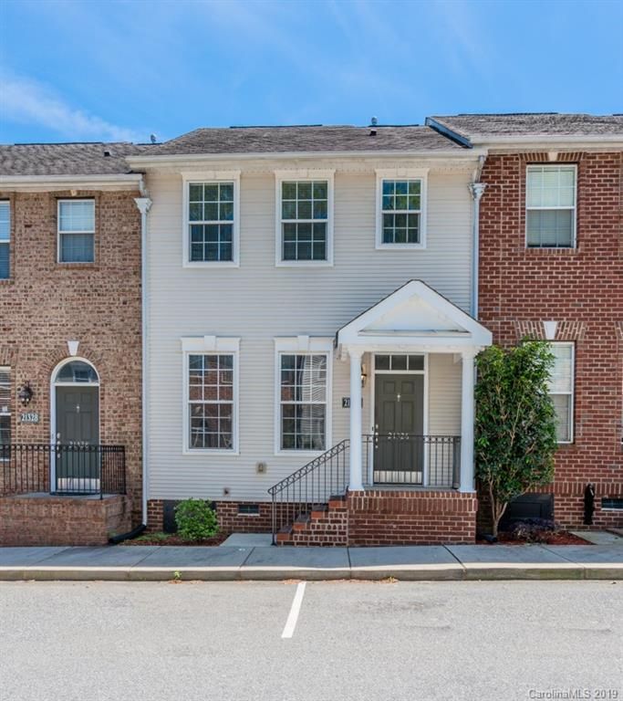 21326 Pine St, Cornelius, NC 28031
