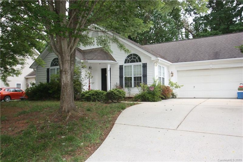 15818 Robins Way, Huntersville, NC 28078