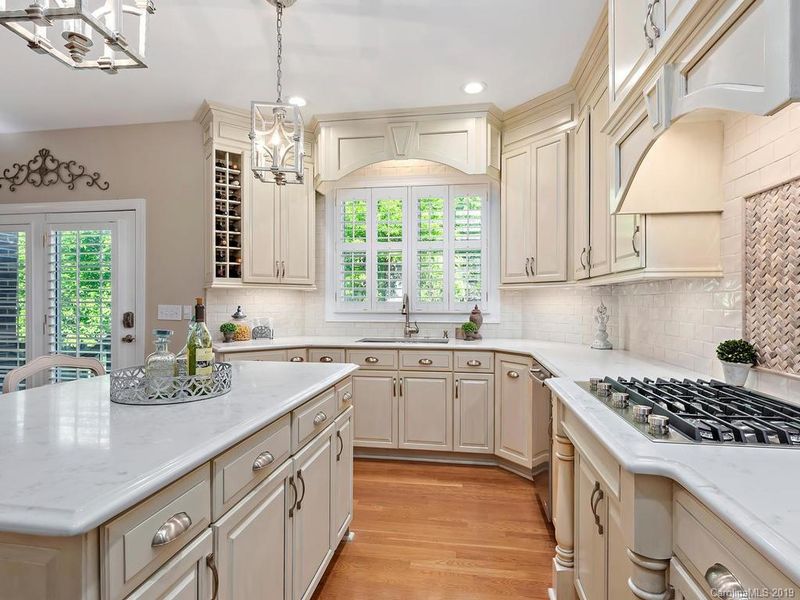5921 Legacy Cir, Charlotte, NC 28277