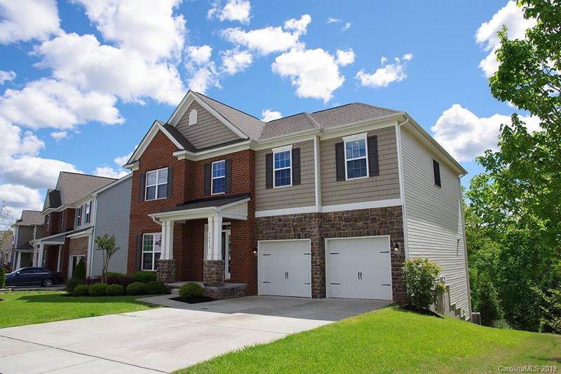 14610 Green Birch Dr, Pineville, NC 28134