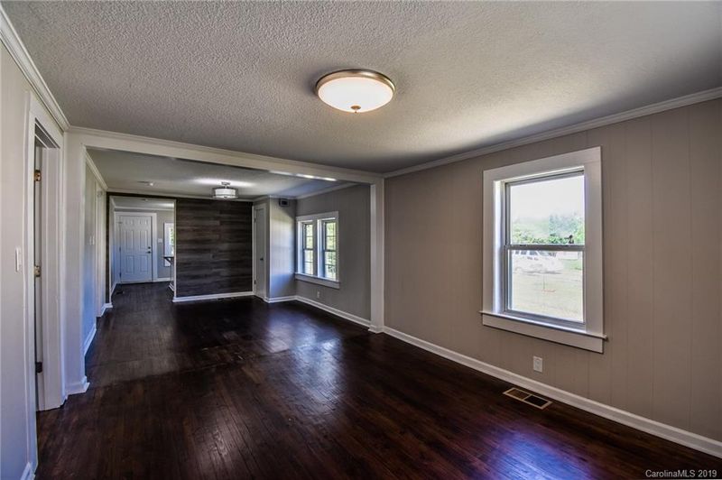 903 Indiana St, Kannapolis, NC 28083