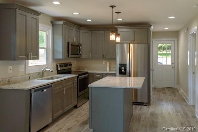 1021 E 22nd St, Kannapolis, NC 28083