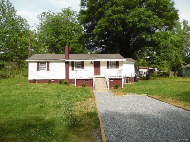 3325 Morning Dr, Charlotte, NC 28208