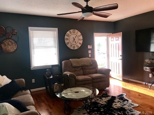 54 Burton St, Belmont, NC 28012