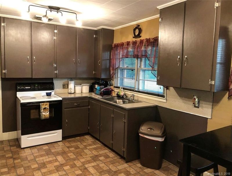 577 Great Falls Hw, Chester, SC 29706