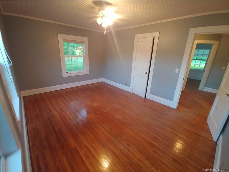 1632 Ridge Rd, Charlotte, NC 28262