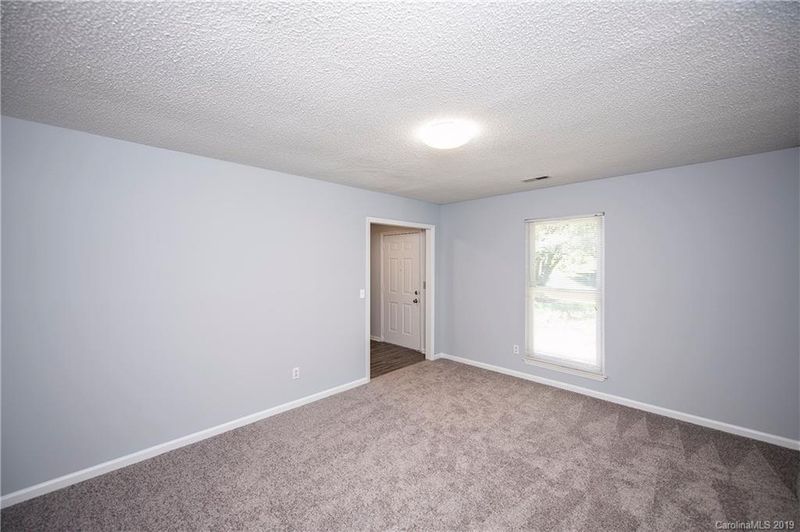 2012 Killarney Pl, Charlotte, NC 28262