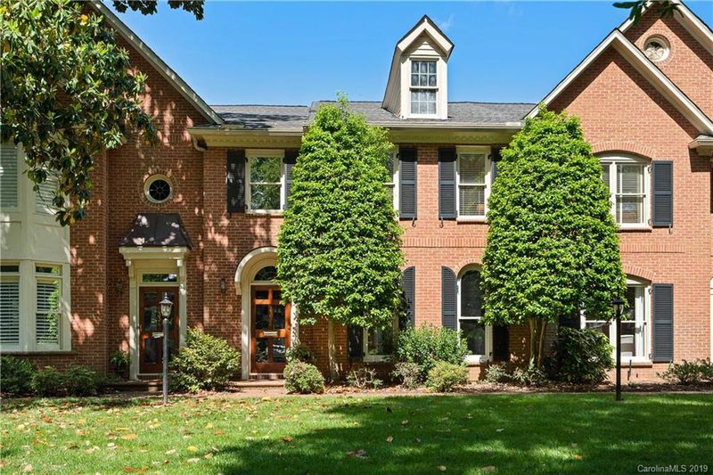 2332 Selwyn Ave, Charlotte, NC 28207